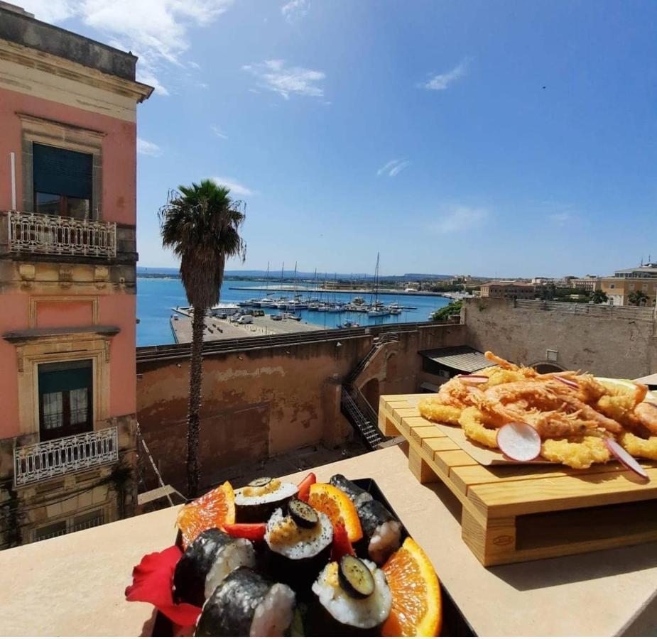 Marina Di Ortigia Couette-café *